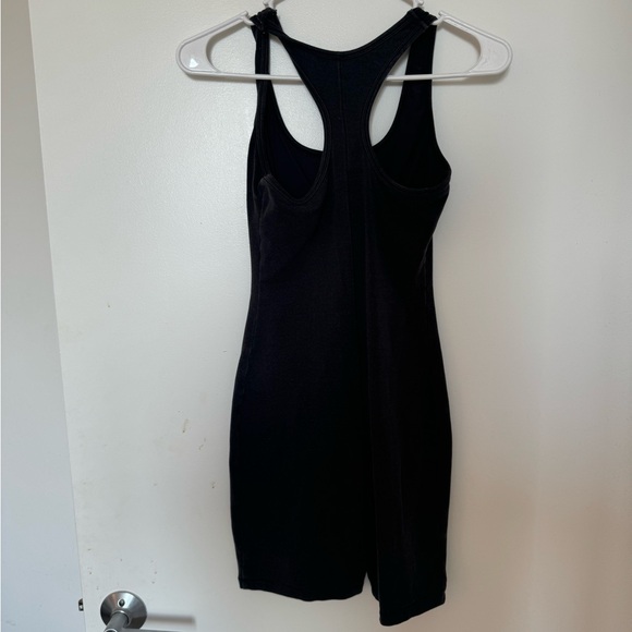 Outdoor mid thigh onsie, size small, color ash - Picture 2 of 3